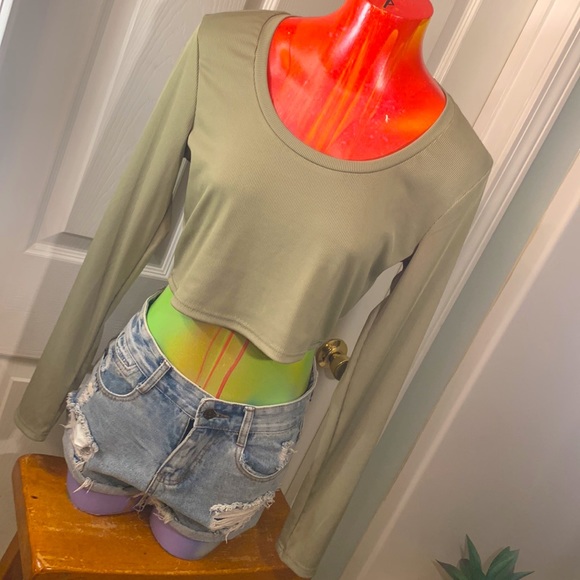 SHEIN Tops - SHEIN Crop Top